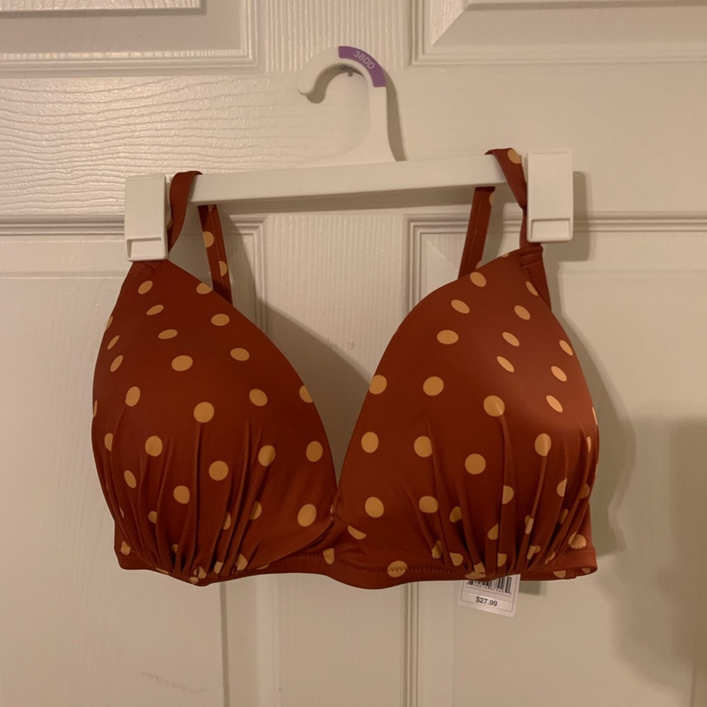 Women’s size 38DD swim suit top